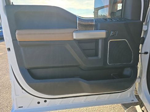 Used 2022 Ford F350 Lariat w/ Lariat Ultimate Package image 17