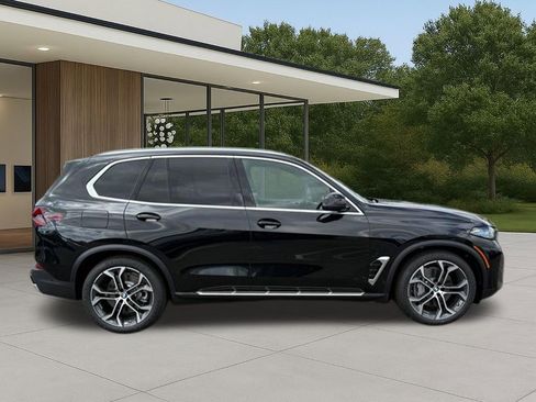 New 2026 BMW X5 xDrive50e w/ Premium Package AWD/4WD image 8