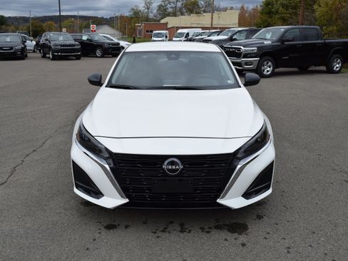 Used 2025 Nissan Altima 2.5 S image 3