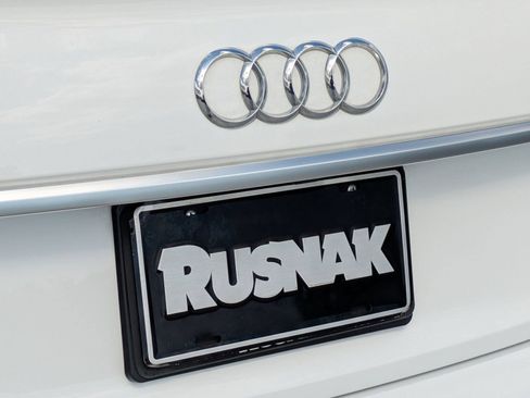 Used 2023 Audi Q5 e Premium w/ Convenience Package AWD/4WD image 19