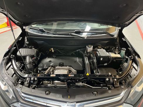 Used 2018 Chevrolet Equinox Premier AWD/4WD image 32