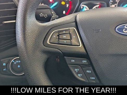 Used 2017 Ford Escape SE FWD image 30