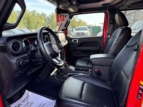Used 2022 Jeep Wrangler Unlimited Rubicon 4xe AWD/4WD image 14