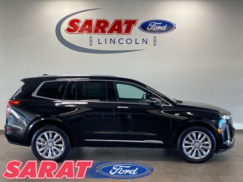 Used 2020 Cadillac XT6 Premium Luxury image 1