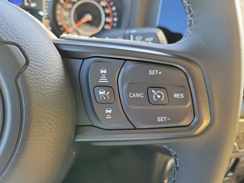 New 2026 Jeep Gladiator Willys AWD/4WD image 33