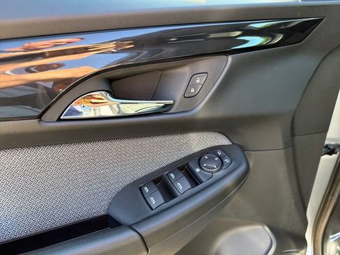 New 2026 Chevrolet TrailBlazer LT w/ Midnight Edition FWD image 21