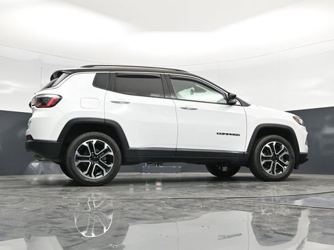 Used 2022 Jeep Compass Limited AWD/4WD image 60