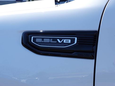 Used 2023 GMC Sierra 1500 Pro w/ Graphite Edition image 15