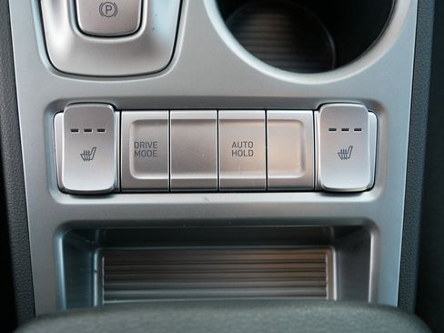 Used 2023 Hyundai Kona SE w/ Cargo Package FWD image 31