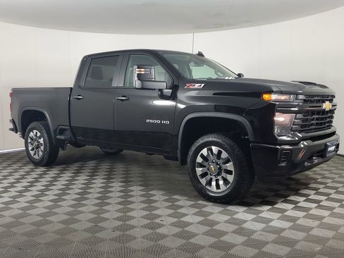 New 2026 Chevrolet Silverado 2500 Custom w/ Custom Value Package image 2