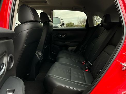 Used 2025 Honda HR-V EX-L image 12