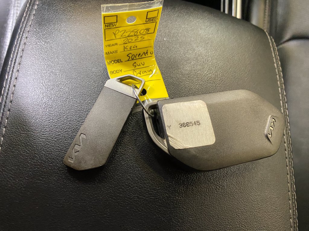 Used 2025 Kia Sorento EX w/ Panoramic Sunroof Package FWD image 49