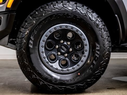 Used 2025 Ford F150 Raptor image 38