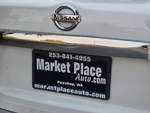 Used 2017 Nissan Pathfinder S AWD/4WD image 17