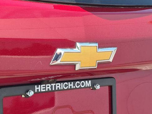 Used 2018 Chevrolet Equinox LT w/ Sun & Infotainment Package AWD/4WD image 22