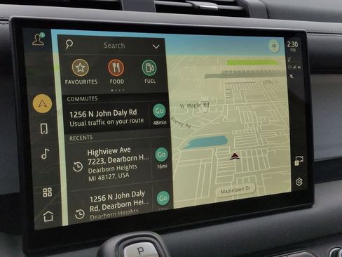 Used 2024 Land Rover Defender 130 S image 31