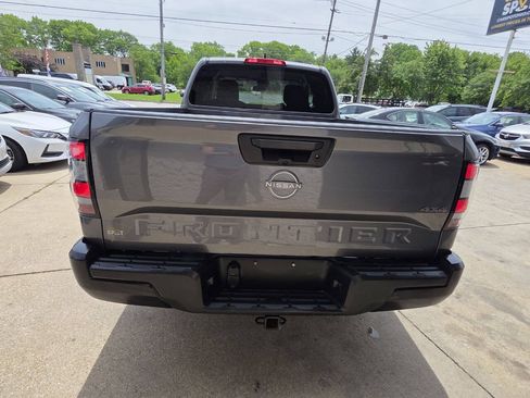 Used 2022 Nissan Frontier S AWD/4WD image 6