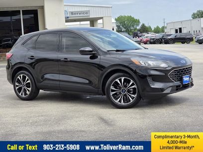 Used 2022 Ford Escape SE w/ SE Sport Appearance Package
