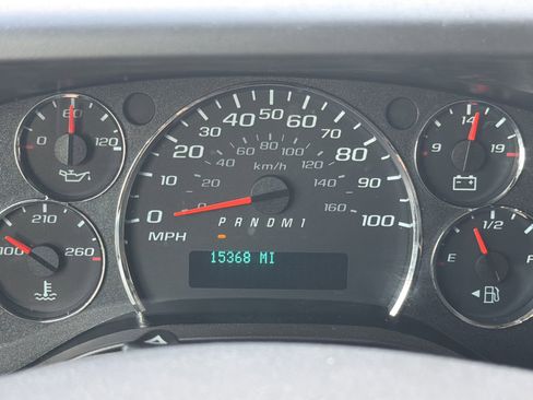 Used 2024 GMC Savana 2500 w/ Driver Convenience Package RWD image 22