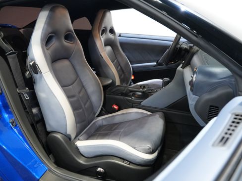 Used 2020 Nissan GT-R Premium AWD/4WD image 29