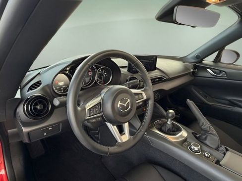 Used 2024 MAZDA MX-5 Miata Sport image 15