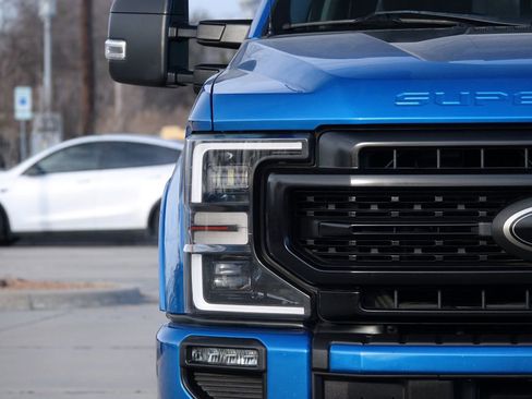 Used 2020 Ford F350 Lariat image 5