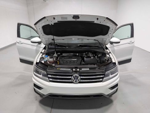 Used 2020 Volkswagen Tiguan SEL image 13