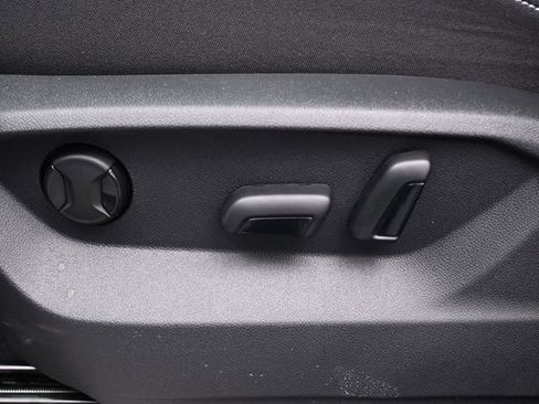 New 2026 Volkswagen Atlas SE image 33