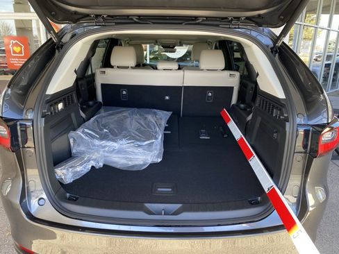 New 2026 MAZDA CX-90 3.3 Turbo w/ Preferred Package AWD/4WD image 16