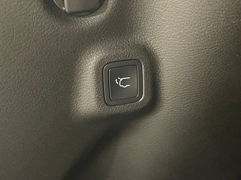 Used 2026 Jeep Compass Limited AWD/4WD image 13