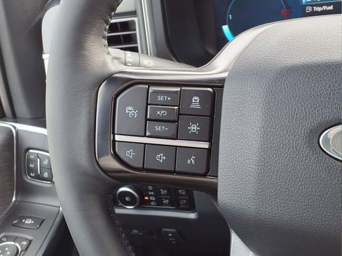 New 2025 Ford F450 Platinum image 10