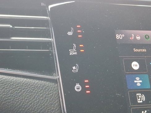 Used 2022 Jeep Wagoneer Series III w/ Flexible Seating Group image 25