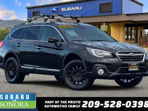 Used 2018 Subaru Outback 2.5i Touring w/ Popular Package #3 AWD/4WD image 1