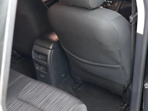 Used 2019 Nissan Sentra SV FWD image 10