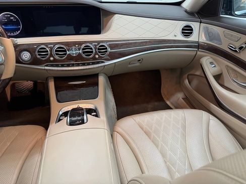 Used 2019 Mercedes-Benz S 560 4MATIC Sedan image 9