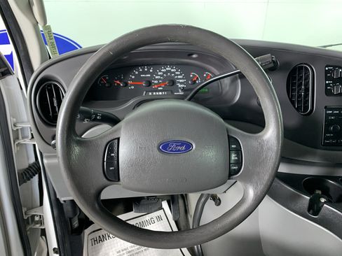 Used 2007 Ford E-350 and Econoline 350 Extended Wagon Super Duty RWD image 15