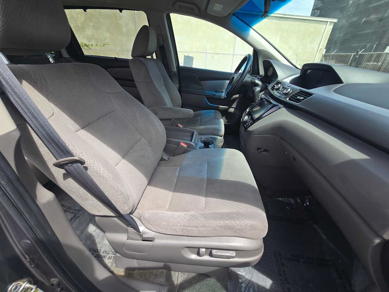 Used 2016 Honda Odyssey SE image 10