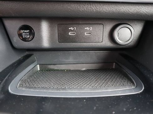 Certified 2025 Nissan Rogue SV AWD/4WD image 22