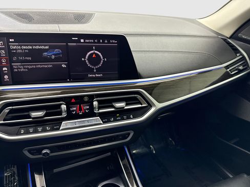 Used 2019 BMW X7 xDrive40i w/ Premium Package AWD/4WD image 23