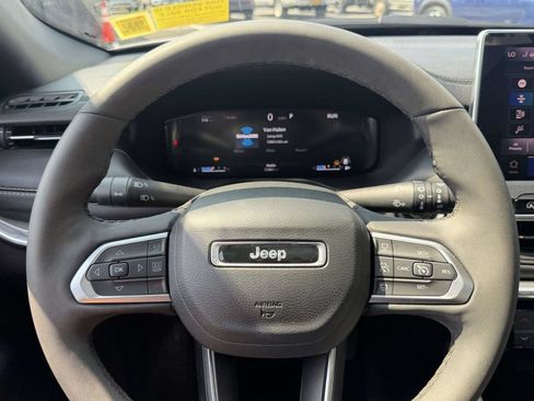 Used 2023 Jeep Compass High Altitude AWD/4WD image 35