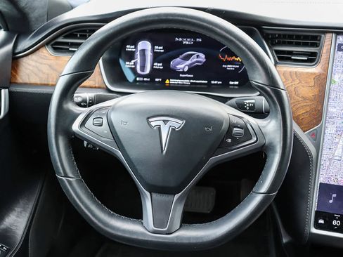 Used 2018 Tesla Model S 75D image 15