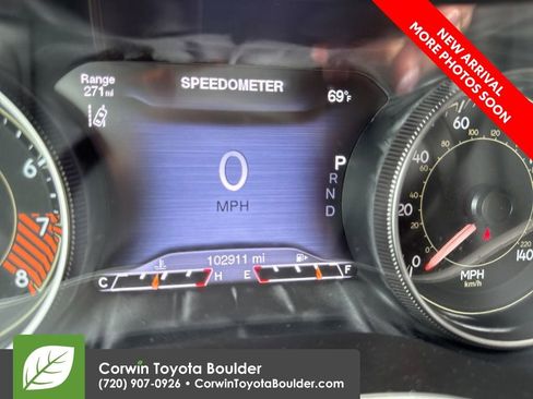 Used 2014 Jeep Cherokee Trailhawk w/ Technology Group AWD/4WD image 9