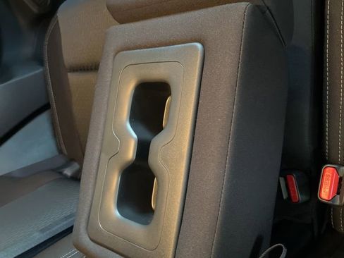 Used 2024 Mitsubishi Outlander ES image 22