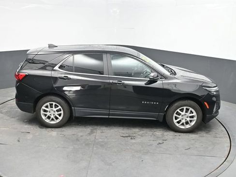 Used 2023 Chevrolet Equinox LT AWD/4WD image 24