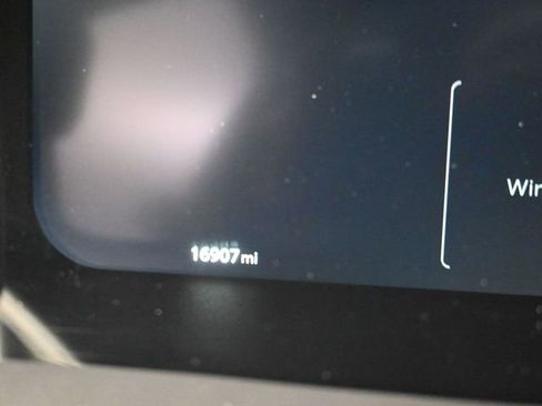 Used 2025 Toyota Tacoma TRD Sport image 18