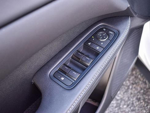 Used 2025 Lexus RX 350h w/ Convenience Package image 20