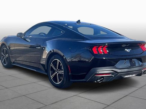 Used 2025 Ford Mustang Coupe image 10