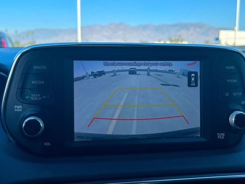 Used 2019 Hyundai Santa Fe Limited image 25