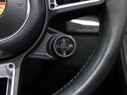 Used 2021 Porsche 718 Boxster GTS image 23