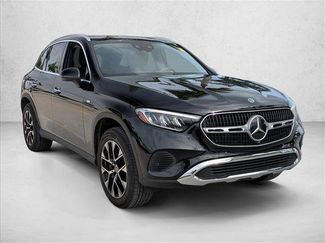 Used 2025 Mercedes-Benz GLC 350e 4MATIC video 3
